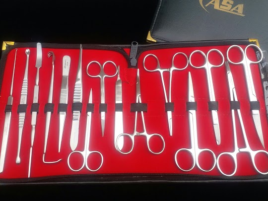 BASIC/MINOR SURGERY KIT SET OF 15PCS